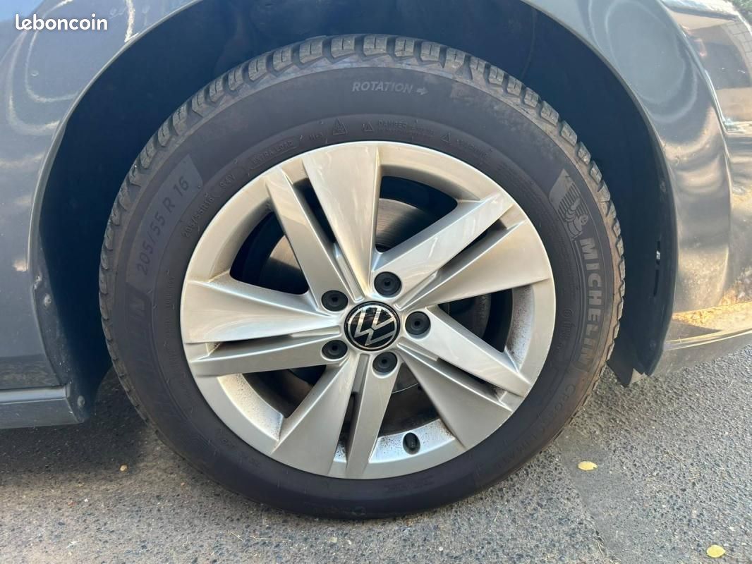 Volkswagen Golf VIII 2.0 TDi DSG7 150 cv (image 21)