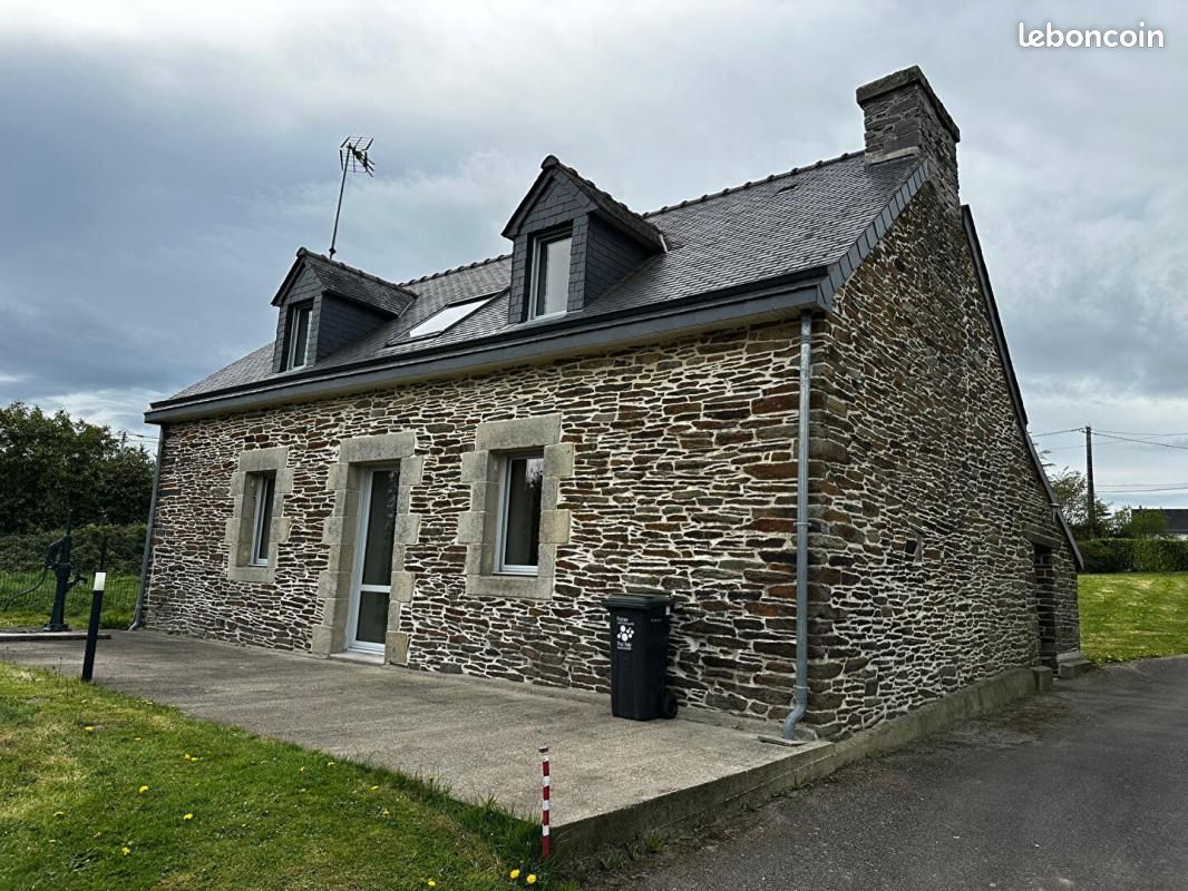 Maison 4 pièces 103 m² · à Plévin · 103 m² · 800 €