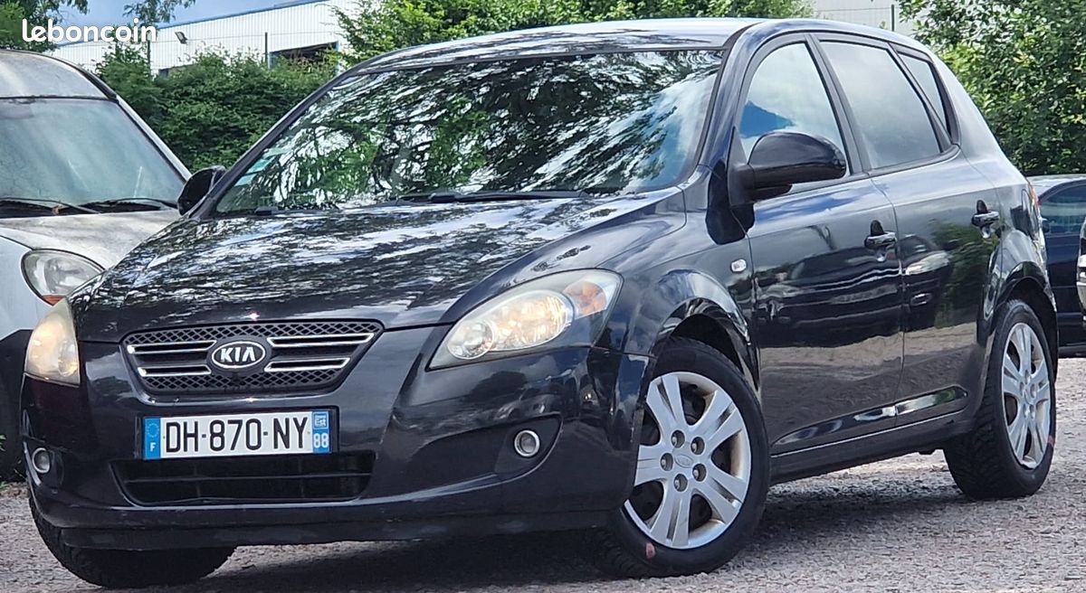 Kia Ceed 1.6L Crdi 16v 115 Cv Pack Sport Du 01/08 (image 1)