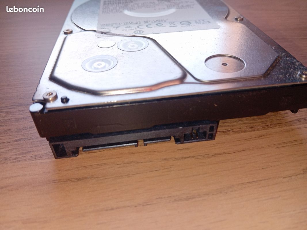 Disque dur Hitachi 1tb parfait etat sata (image 2)