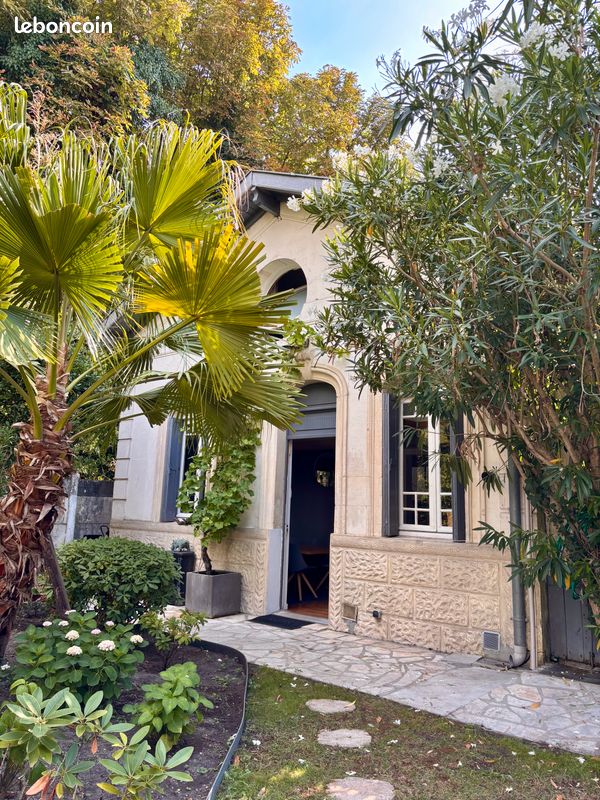 Maison 5 pièces 160 m² · au Bouscat · 160 m² · 3 100 €/mois