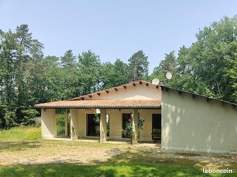 Maison 8 pièces 140 m² · à Brantôme en Périgord · 140 m² · 215 000 €