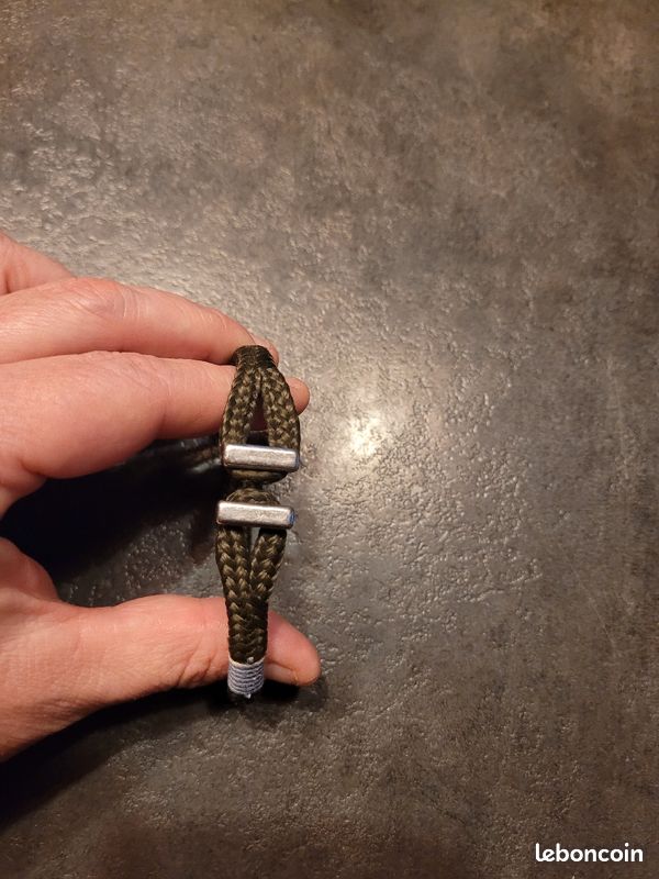 Bracelet en corde kaki (image 1)