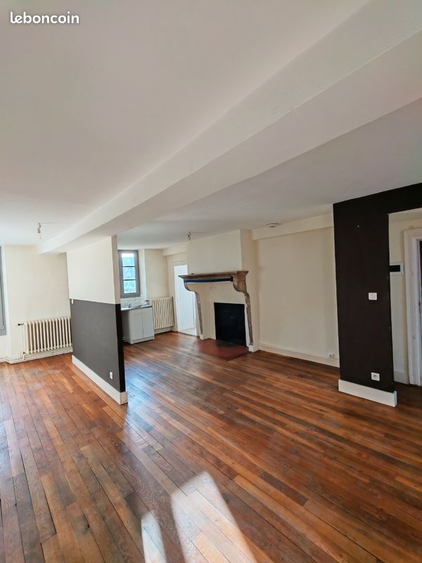 Appartement 3 pièces 70 m² · à Moloy · 70 m² · 600 €/mois
