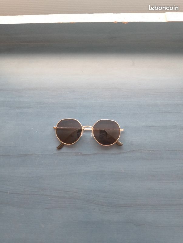 Lunettes de soleil (image 3)