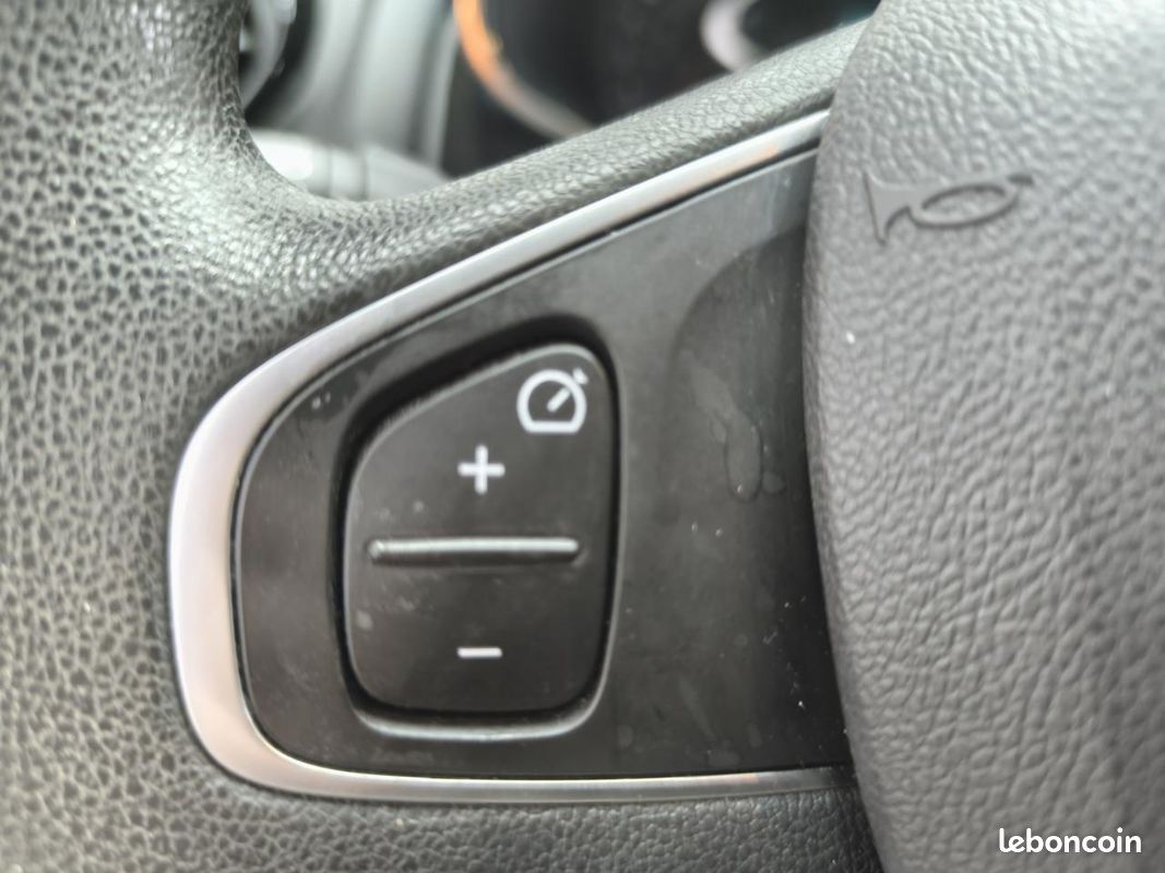 RENAULT CLIO 0.9 TCe 90 CH GENERATION PHASE 2 / RADAR DE RECUL / REGUL / LIMIT / BLUETOOTH / LED / GARANTIE (image 15)