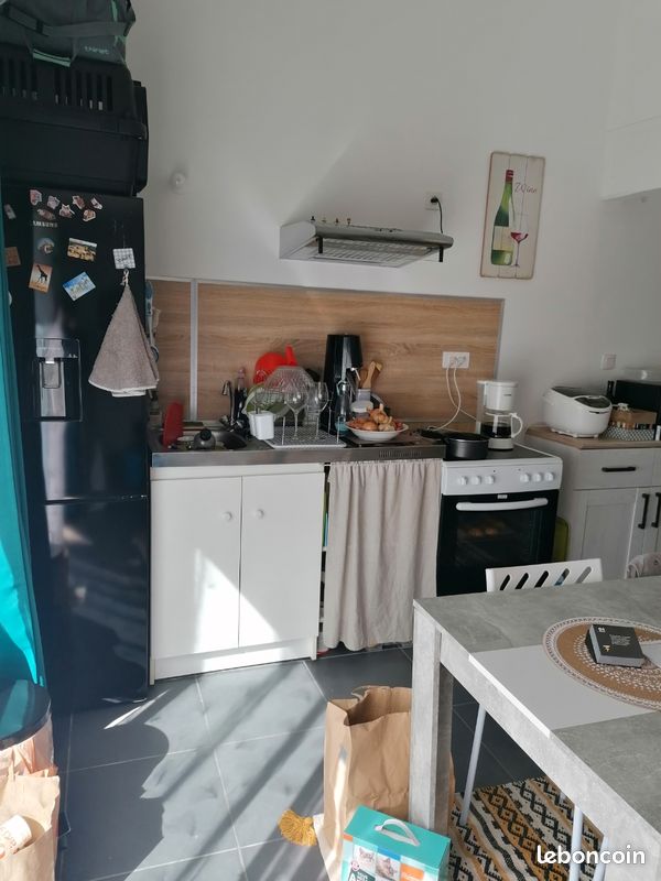Maison d'habitation · à Abzac · 540 €/mois
