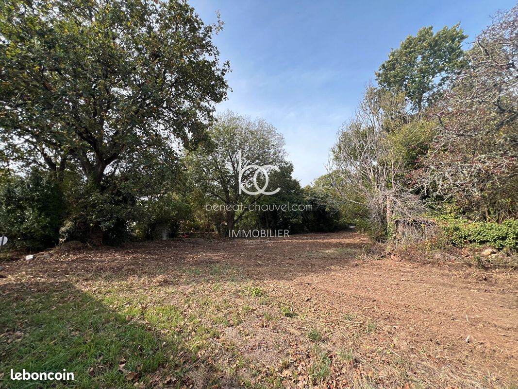 Terrain 1337 m² SARZEAU · 367 500 €