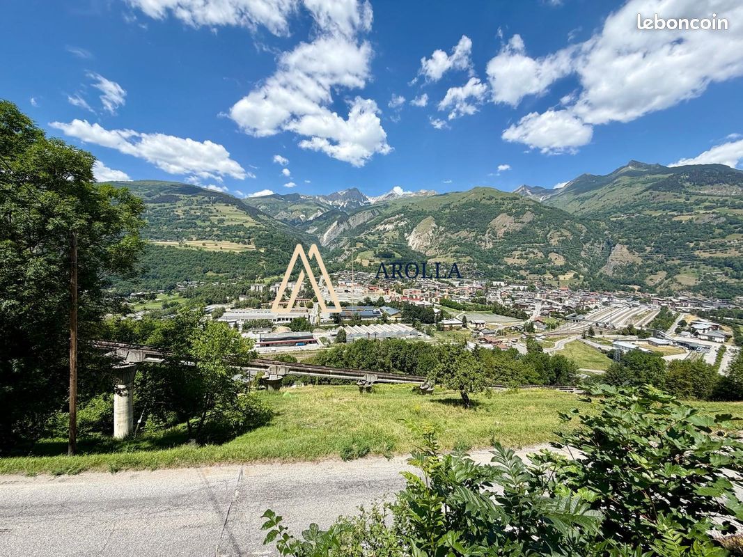 Maison 10 pièces 180 m² · à Bourg-Saint-Maurice · 180 m² · 598 500 €