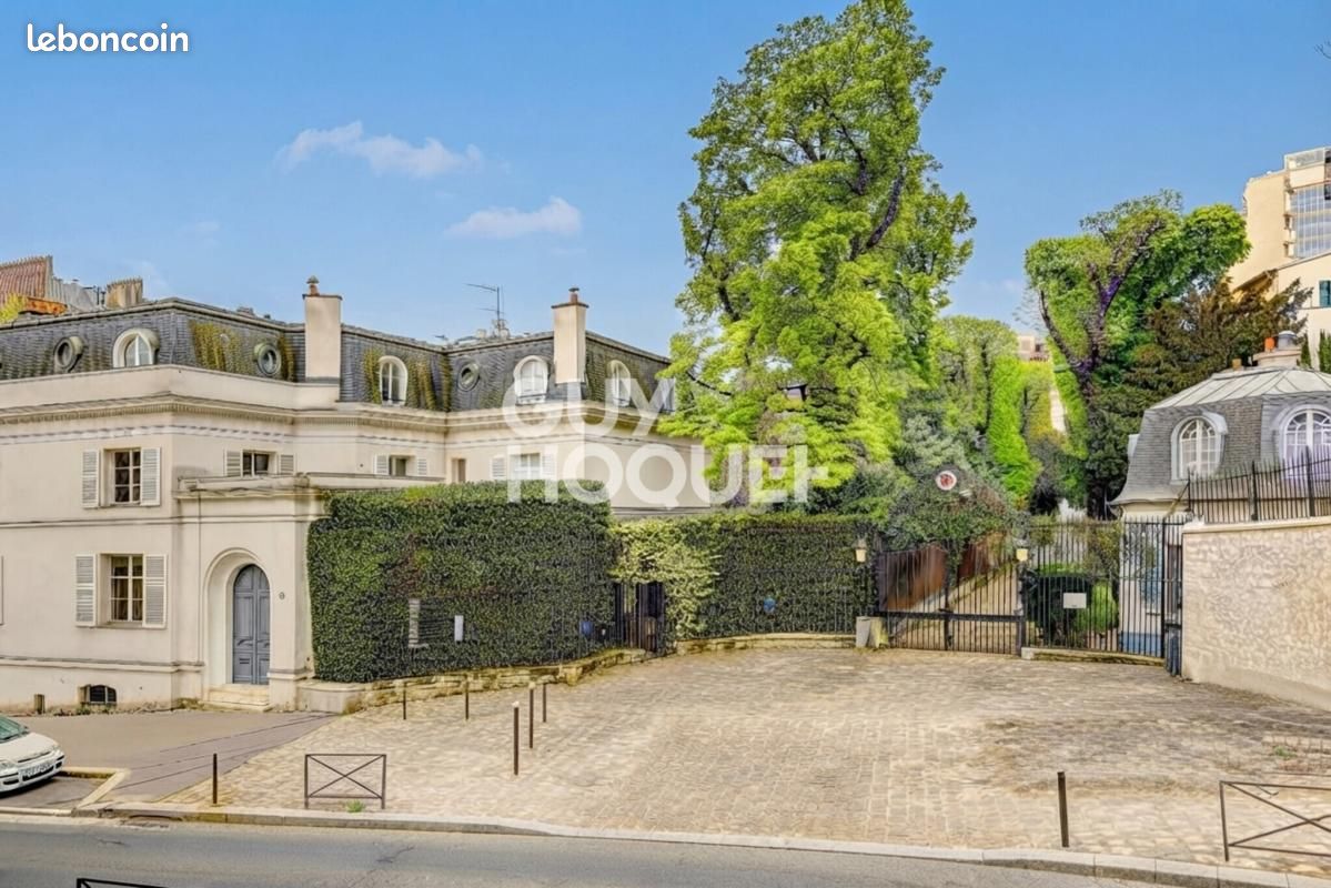 Appartement 3 pièces 81 m² · à Paris · 81 m² · 3 200 €/mois