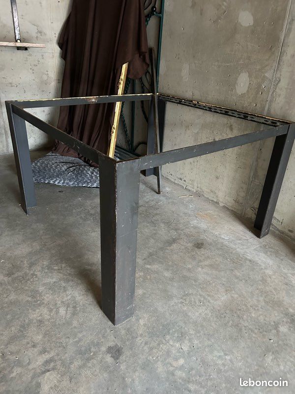 Pieds de table industriels - métal / fonte - très robustes (image 1)