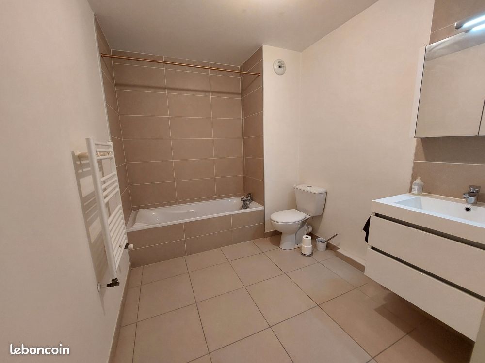 Appartement a louer salon-de-provence - 2 pièce(s) - 37 m2 - Surfyn