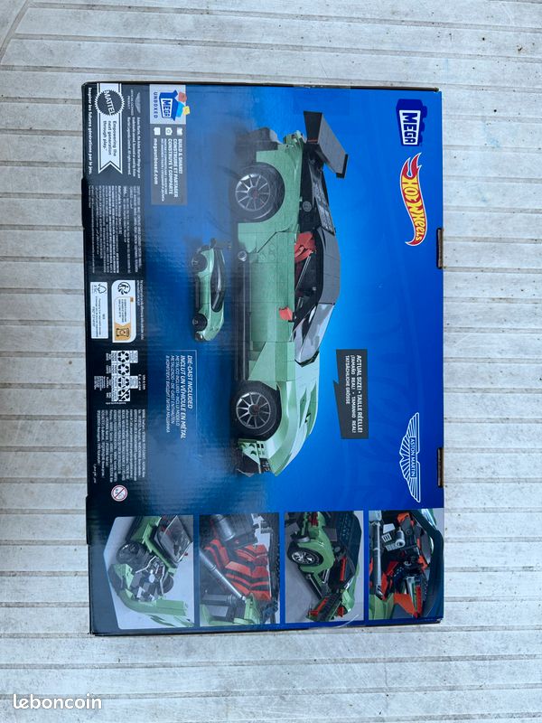 Mega Hot Wheels Aston Martin Vulcan – 986 Pièces, 1:18, Portes Et Capot Ouvrants, Dès 10 Ans