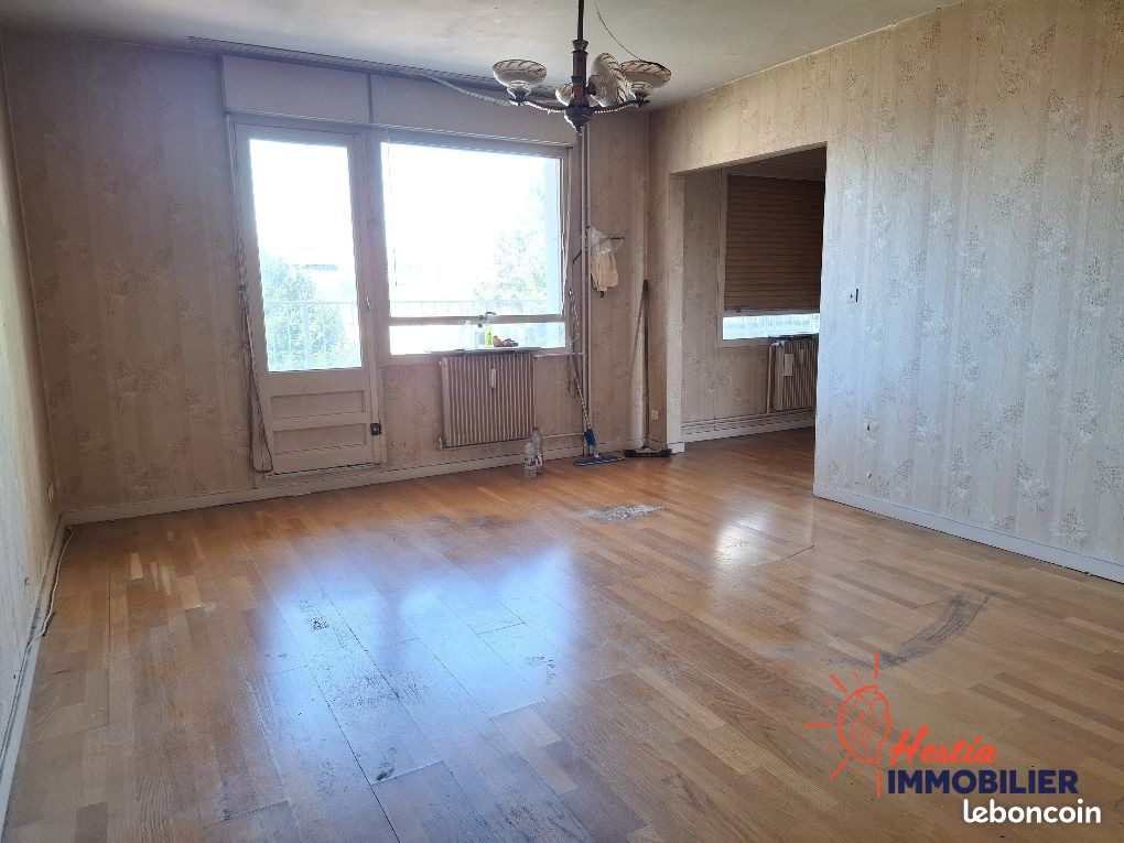 Appartement 5 pièces 83 m² · à Châlons-en-Champagne · 83 m² · 72 000 €