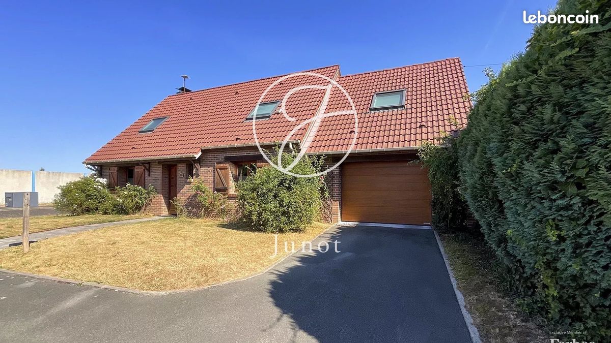Maison 5 pièces 130 m² · à Wattrelos · 130 m² · 380 000 €