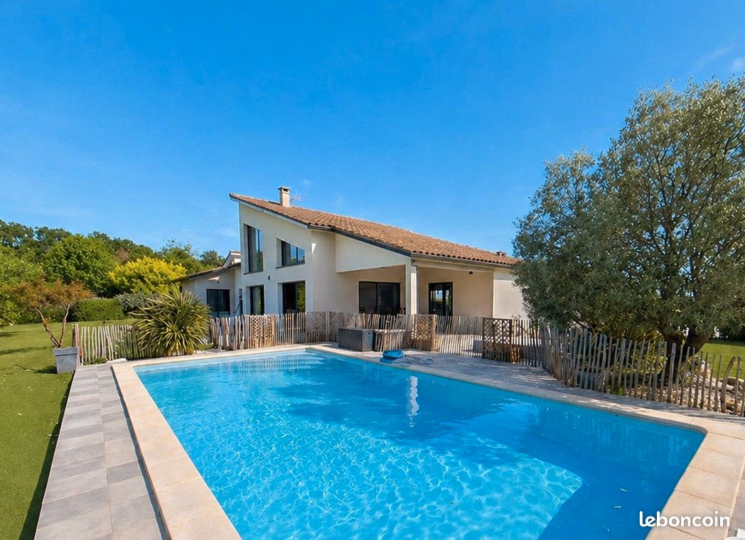 Maison 7 pièces 189 m² · à Caussade · 189 m² · 448 000 €
