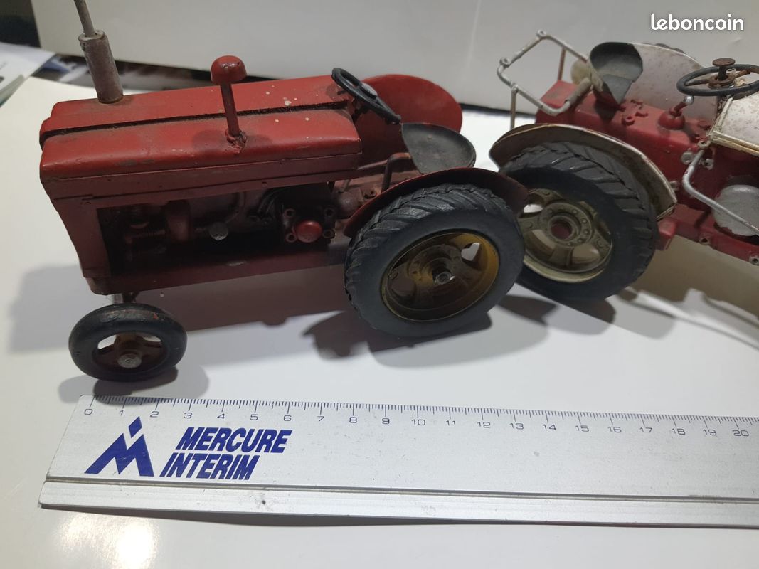 Vieux Tracteur Pelleteuse Yumbo - Jouet Mécanique En Tôle - Années 80 ?