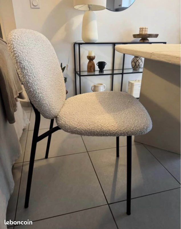 Chaises x4 (image 1)