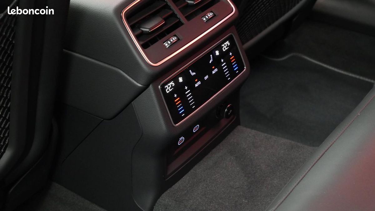 Audi A6 Avant 55 TFSIe 367 ch S tronic 7 Quattro Competition (image 7)