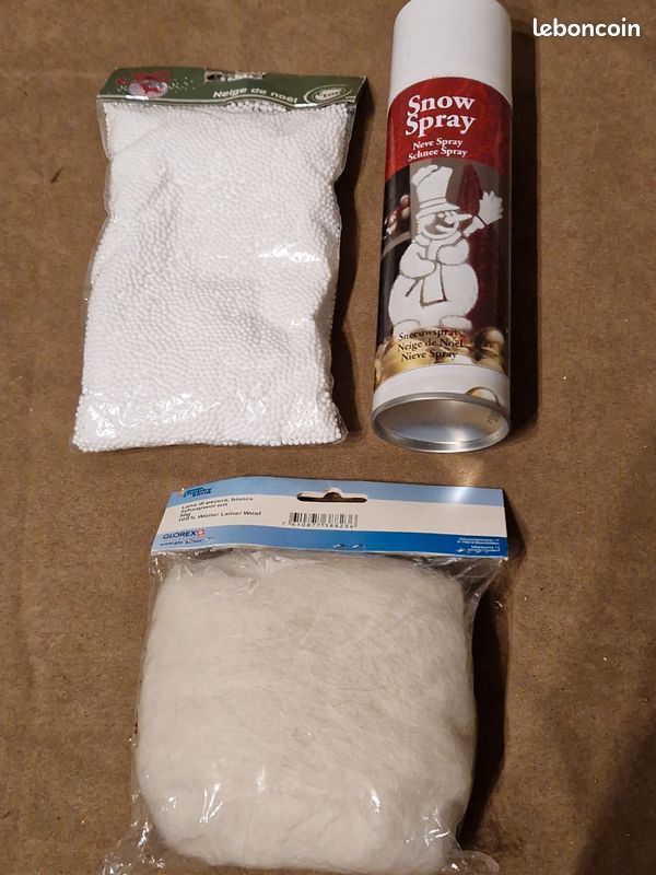 Bôme a neige billes de polystyrène et laine blanche (image 1)