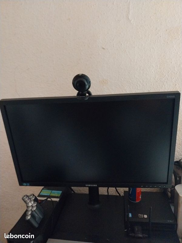 Ecran PC - SAMSUNG - S24A336NHU - 24" FHD - Dalle VA - 5 ms - 60 Hz - HDMI / VGA (image 1)