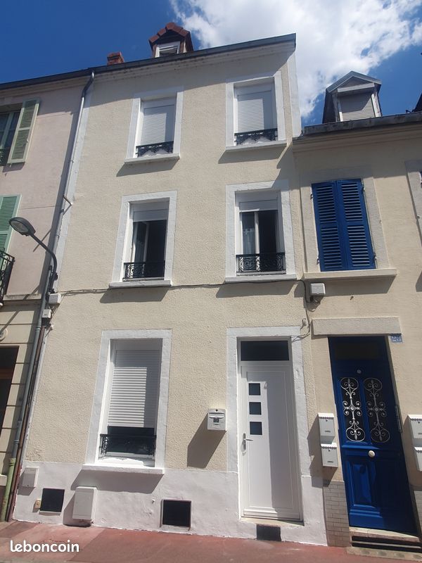 Immeuble 8 pièces 200 m² · à Vichy · 200 m² · 340 000 €