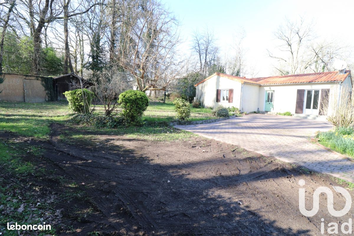 Maison 5 pièces 90 m² - Médillac 16210 (image principale 1)