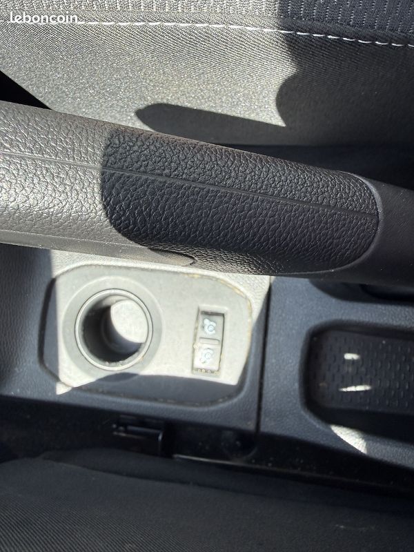 Dacia Duster CONFORT ECO-G 100 4X2 (image 12)