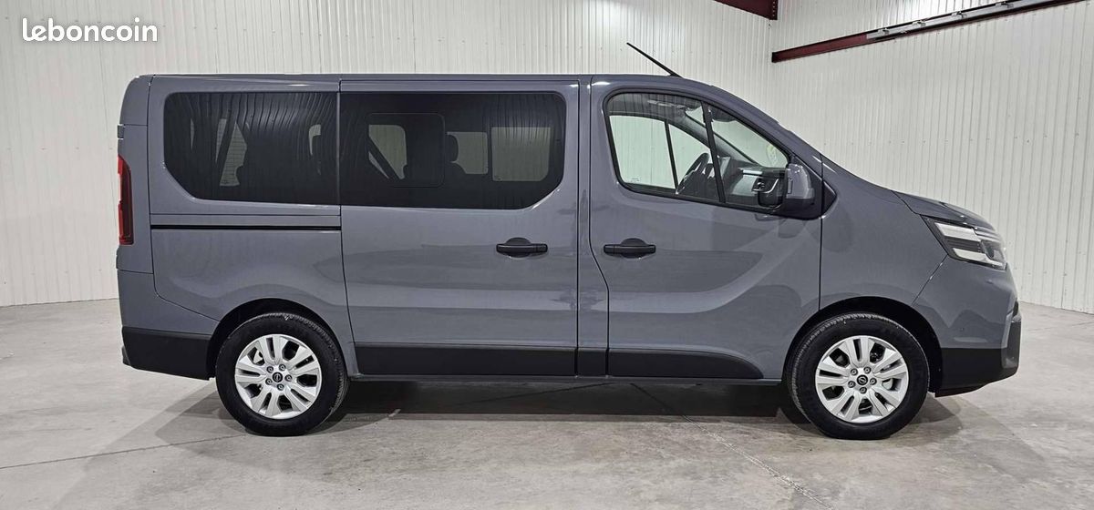 Nissan Primastar COMBI L1H1 3.0t 2.0 dCi 170 S/S BVA9 Tekna 8 pl (image 15)