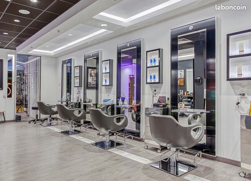 Miroir Poste de coiffure pietranera noir et alu mobilier salon de coiffure (image 1)
