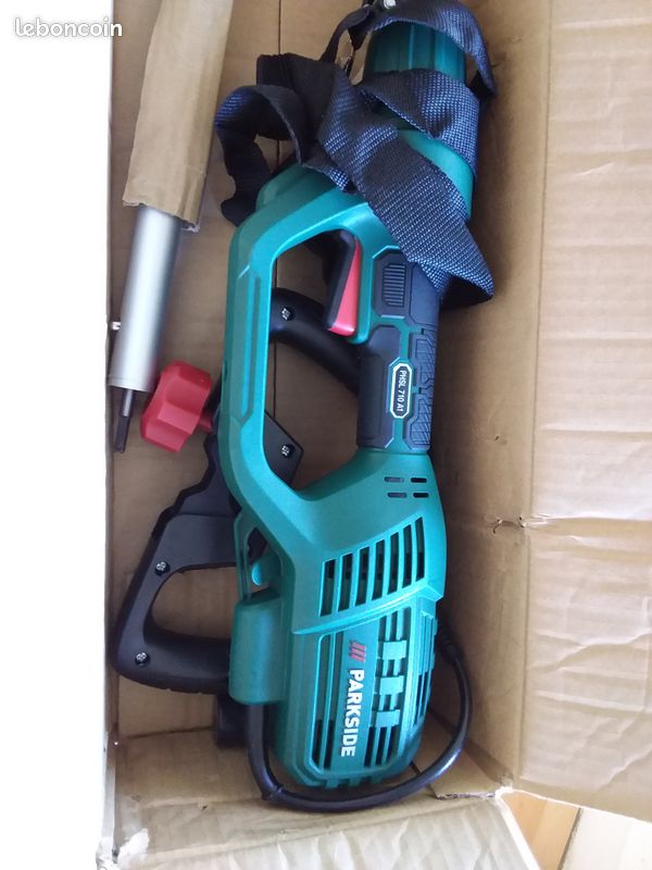 Moteur taille haie télescopique Parkside filaire sans lame (image 1)
