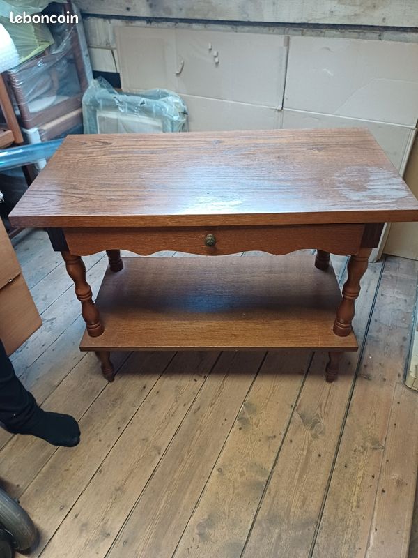 Tablette en bois (image 1)