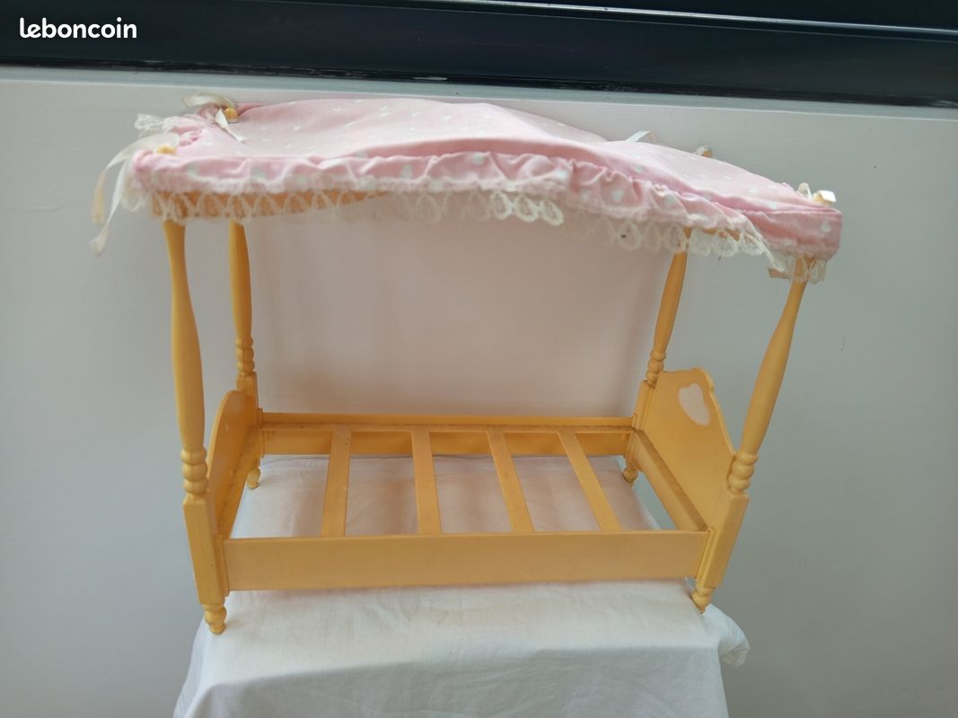 Lit jouet MATTEL Barbie (image 1)