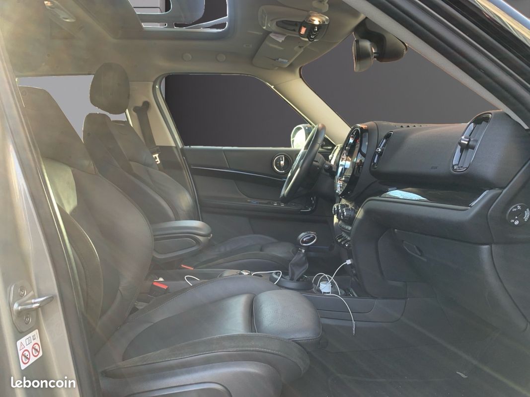 MINI COUNTRYMAN F60 LCI Countryman 125 - 95 ch ALL4 BVA6 Cooper SE Edition Premium Plus (image 10)