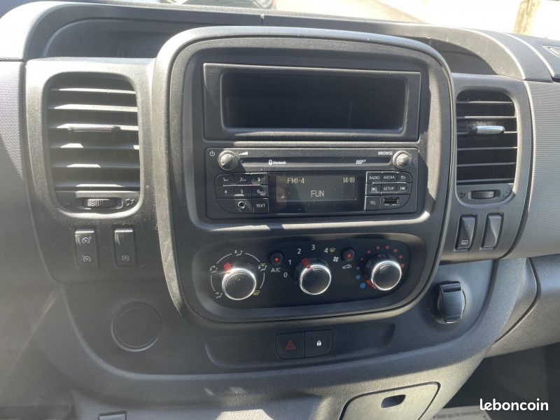 Renault TRAFIC III FG L2H2 1200 2.0 DCI 145CH ENERGY GRAND CONFORT E6 (image 10)