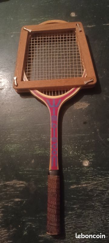 Ancienne Raquette De Tennis Wilson – Taille 4 1/4 – Modèle Vintage