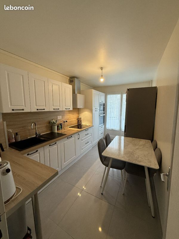 Appartement 4 pièces 80 m² · à Migennes · 80 m² · 82 000 €