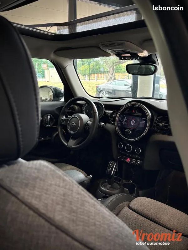 Mini Mini (F55) Cooper - 1.5 136CH - Edition Premium BVA7 (image 16)