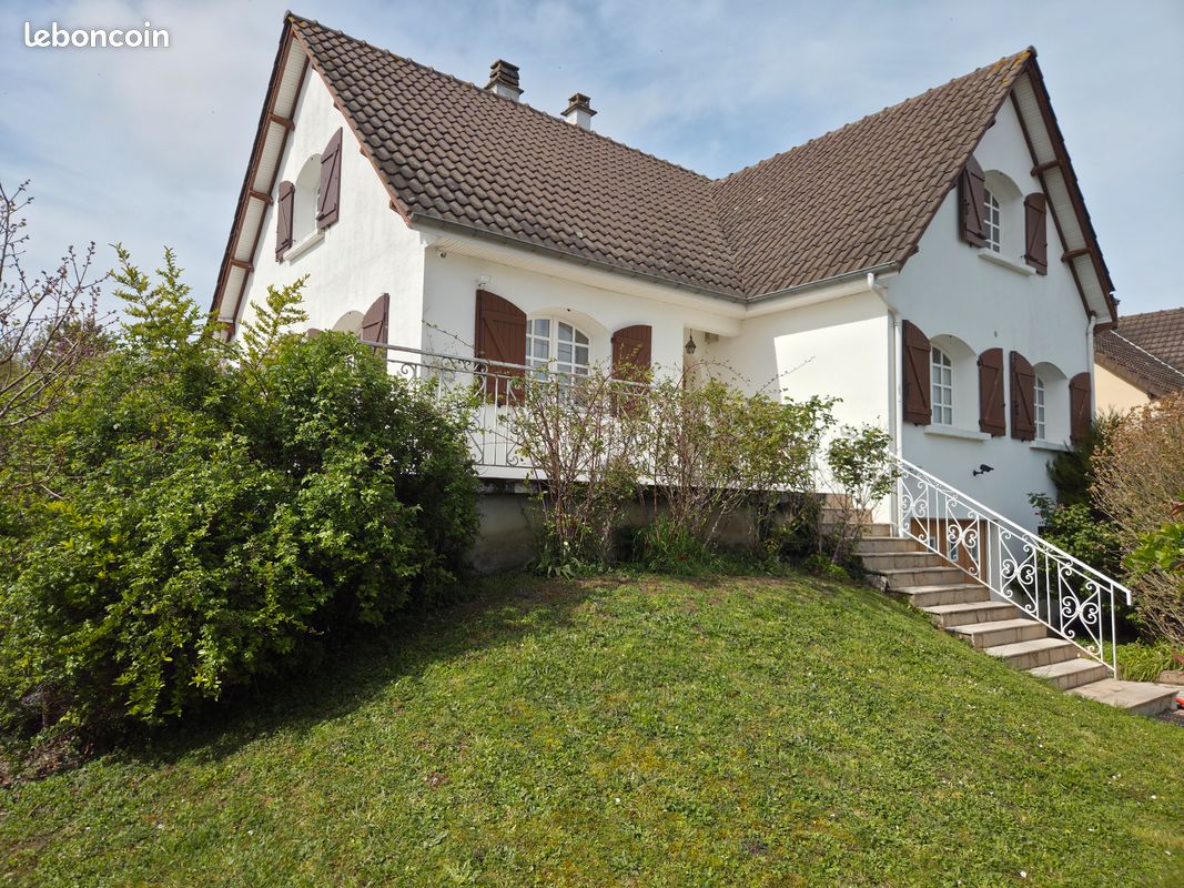 Maison 6 pièces 175 m² · à Sens · 175 m² · 335 000 €