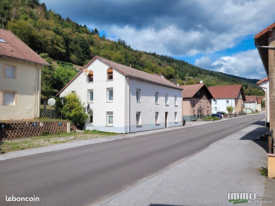 Maison 8 pièces 220 m² · à Le Ménil · 220 m² · 149 000 €