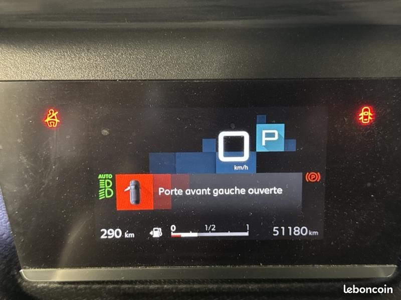 Citroen C4 PureTech 130ch S&S Shine EAT8 (image 11)