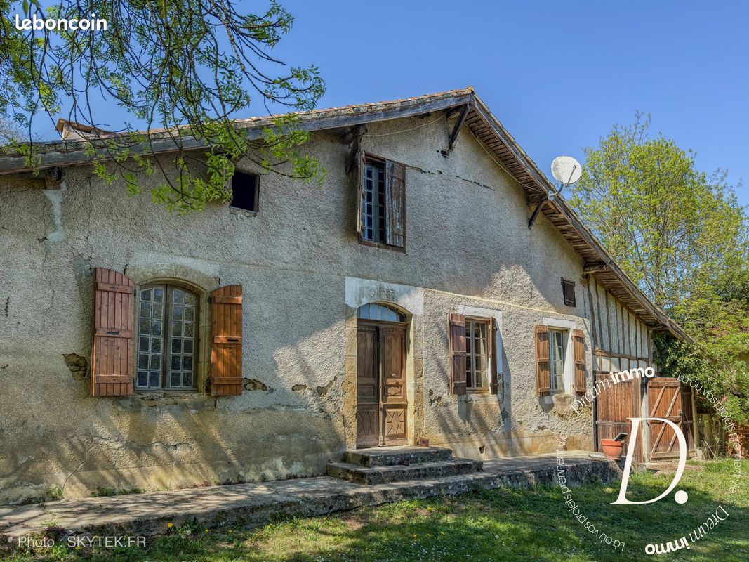 Maison 5 pièces 180 m² · à Plaisance · 180 m² · 165 000 €