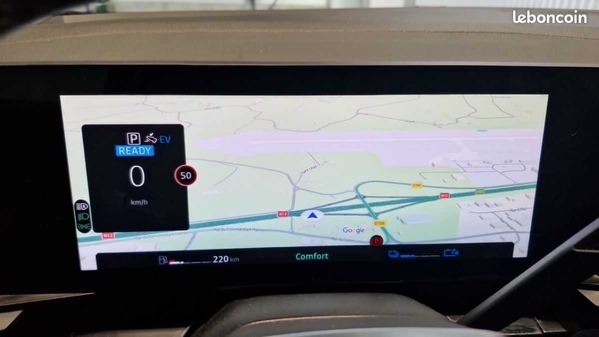 Renault Austral E-TECH HYBRID 200 TECHNO (image 25)