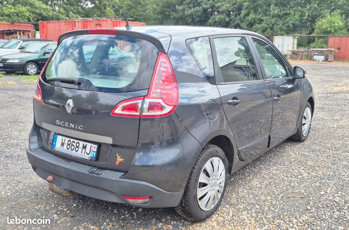 Renault scenic iii 1.6 16v 110 (image 2)