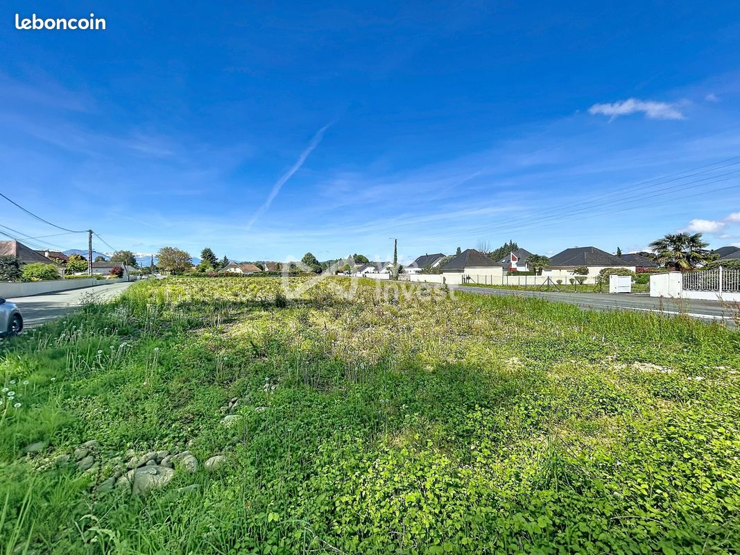Terrain 560 m² Bénéjacq (image 2)