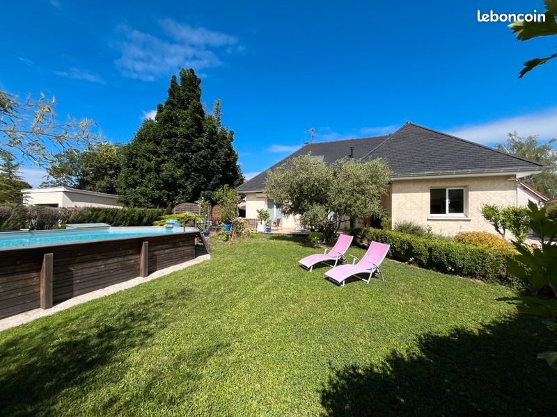 Maison 7 pièces 163 m² · à Sassenay · 163 m² · 348 000 €