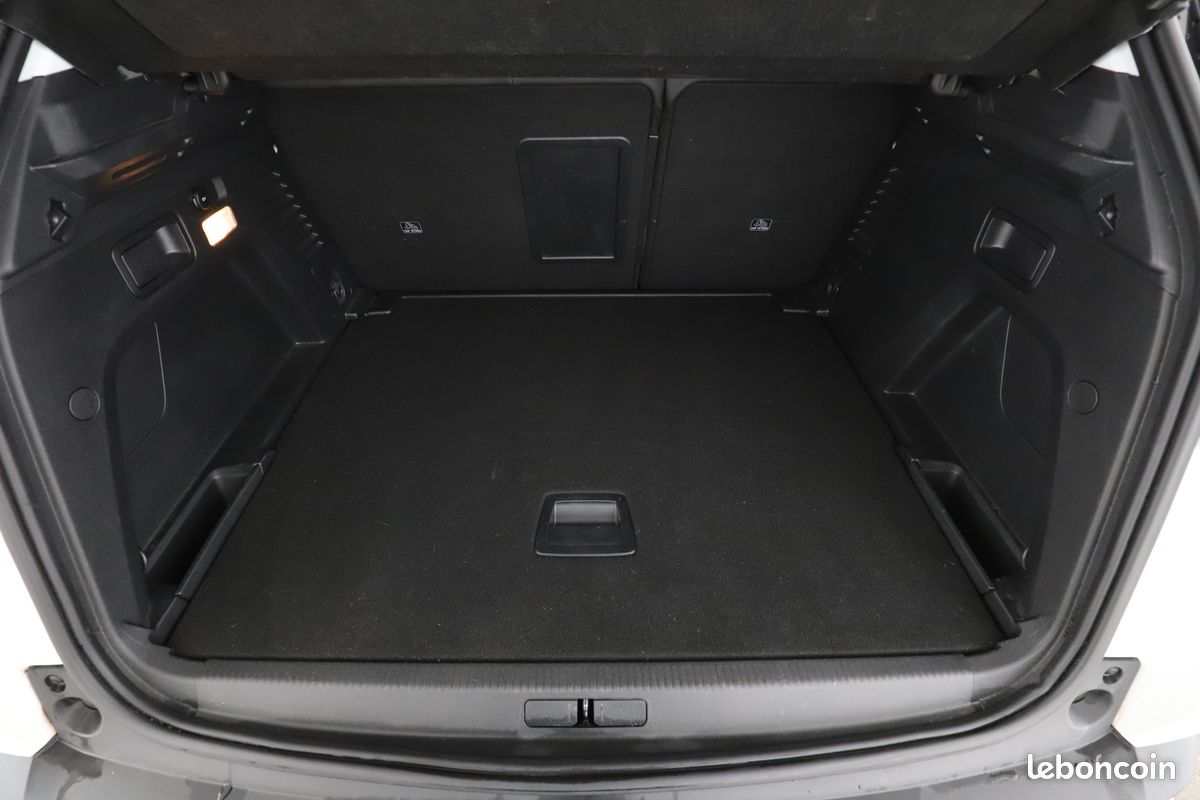 Peugeot 3008 1.2 PureTech Allure Business EAT8 130 ch (image 17)