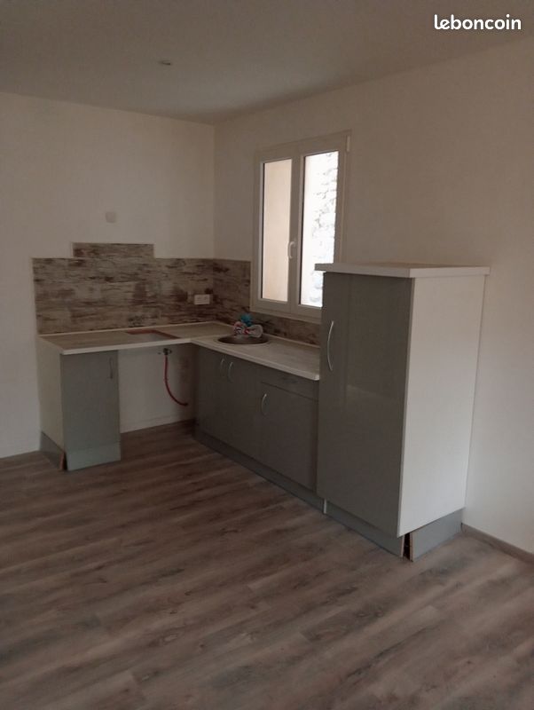 Appartement 1 pièce 64 m² · à Alès · 63,6 m² · 680 €