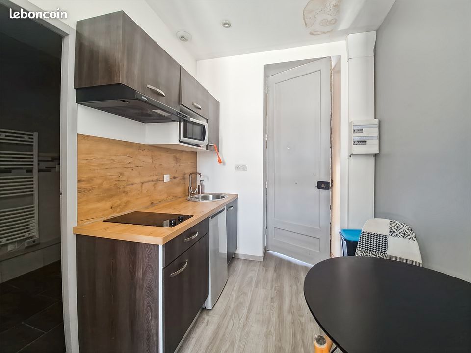 Appartement 1 pièce 22 m² · à Saint-Étienne · 22 m² · 430 €