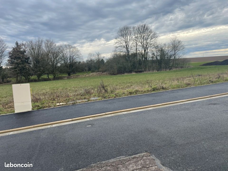 Terrain 409 m² · à Ottange · 153 700 €